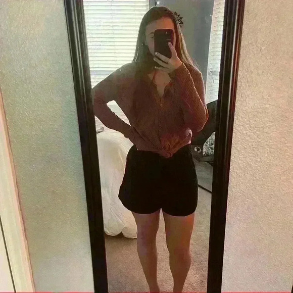 Mauve Waffled tie front V-Neck Sweater WOMENS Medium - Picture 1 of 8